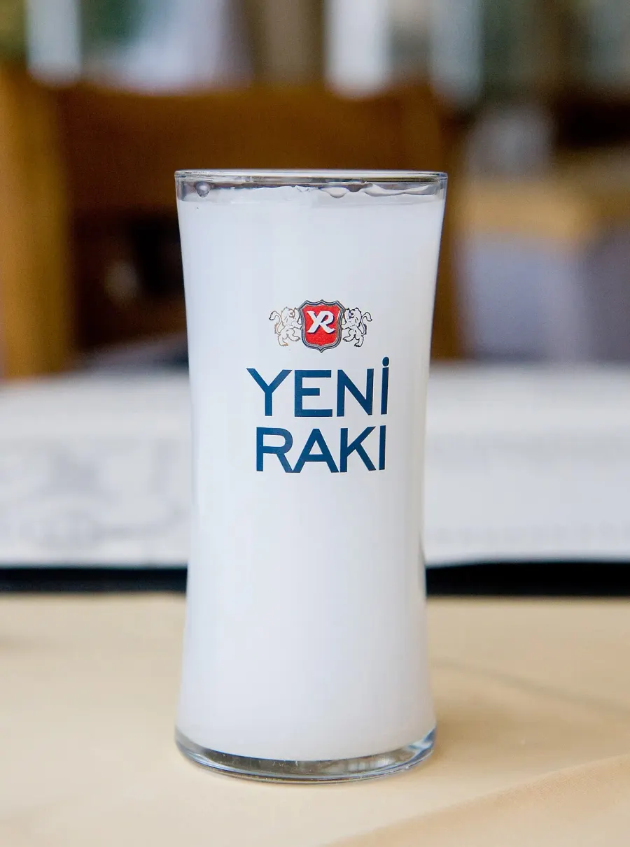 La carte Rakı