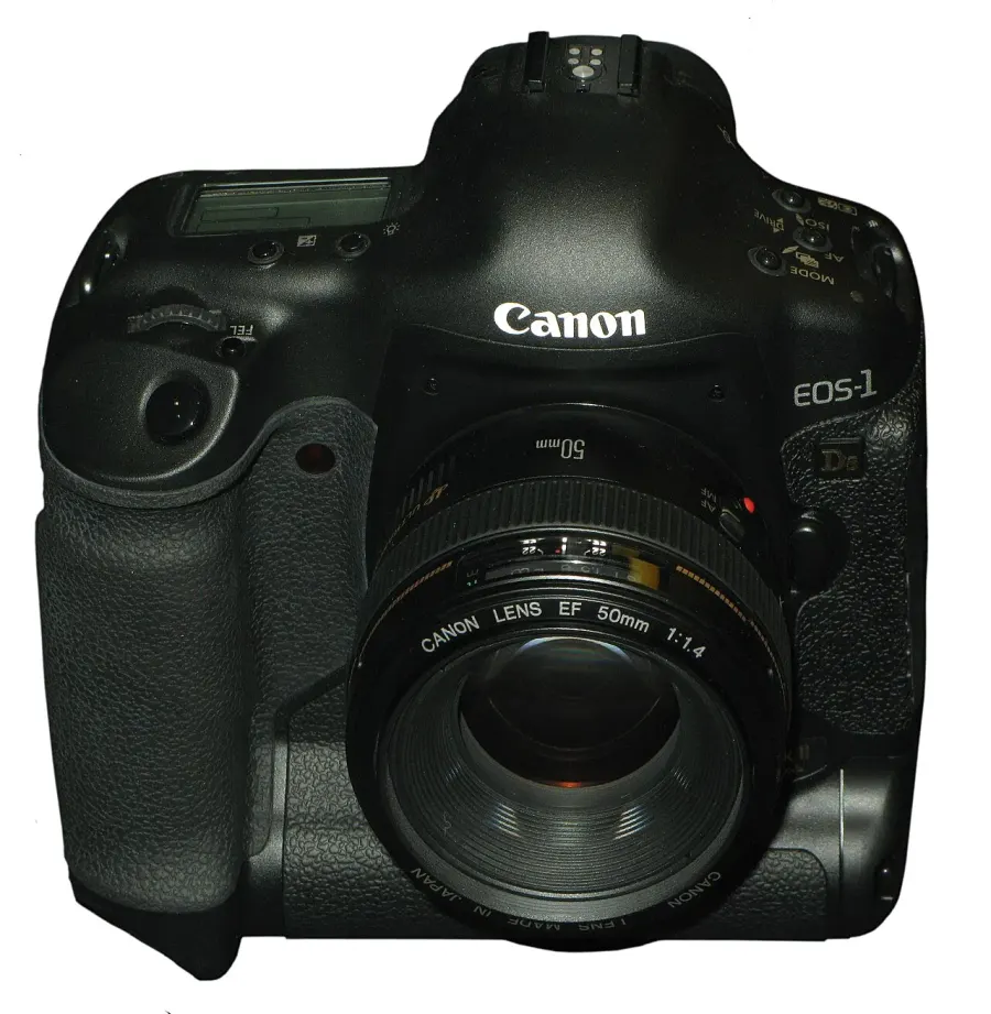 The Canon EOS-1Ds Mark II card