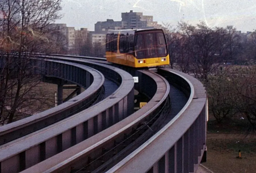 The M-Bahn card