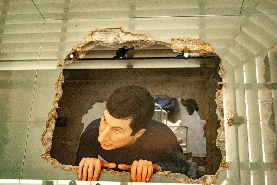 La carte Maurizio Cattelan