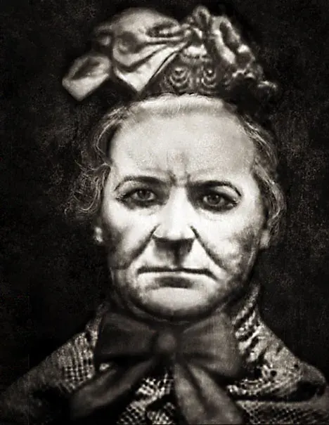 The Amelia Dyer card