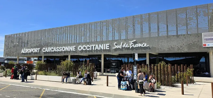 The Carcassonne Airport card