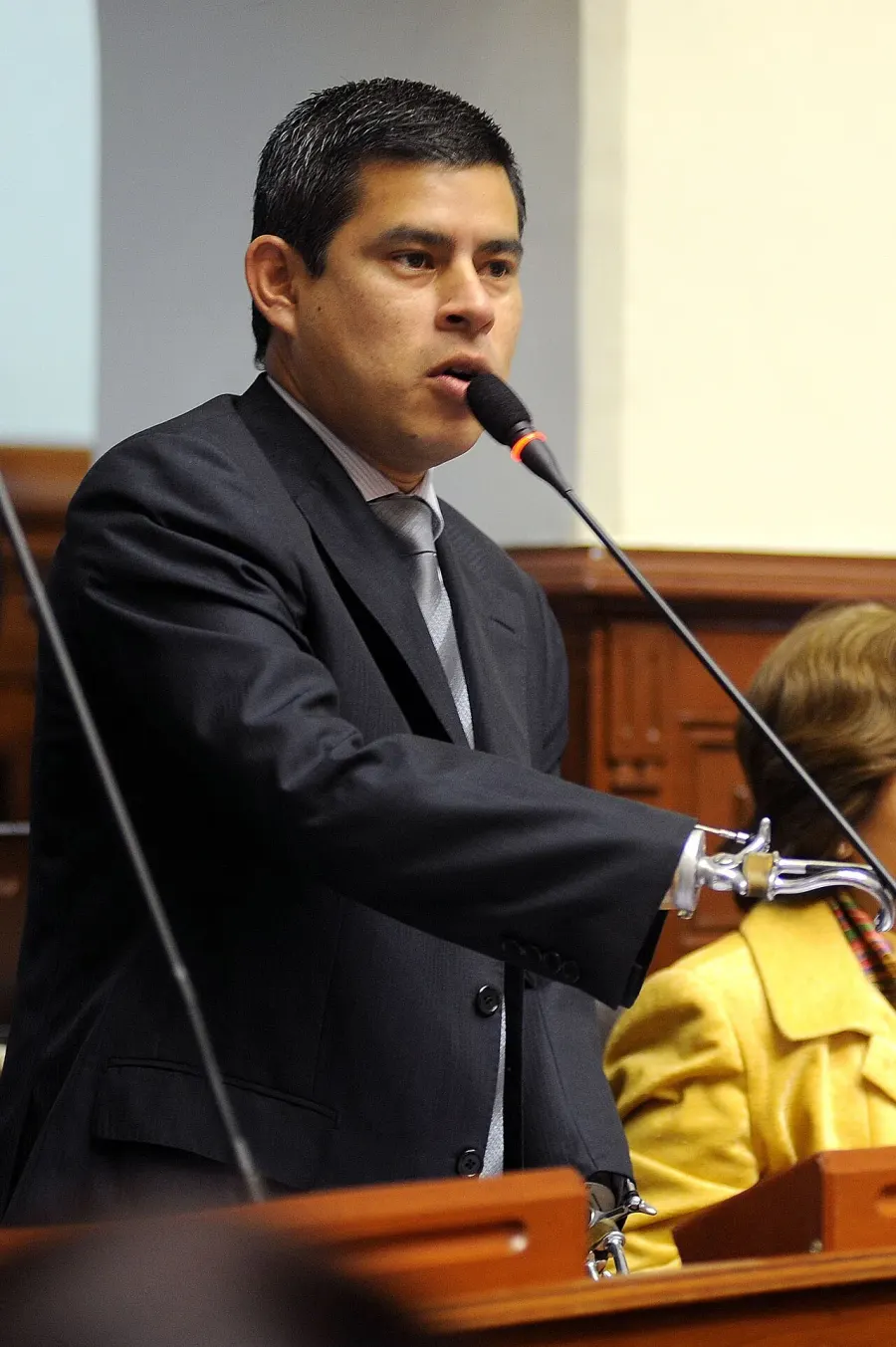 The Luis Galarreta card