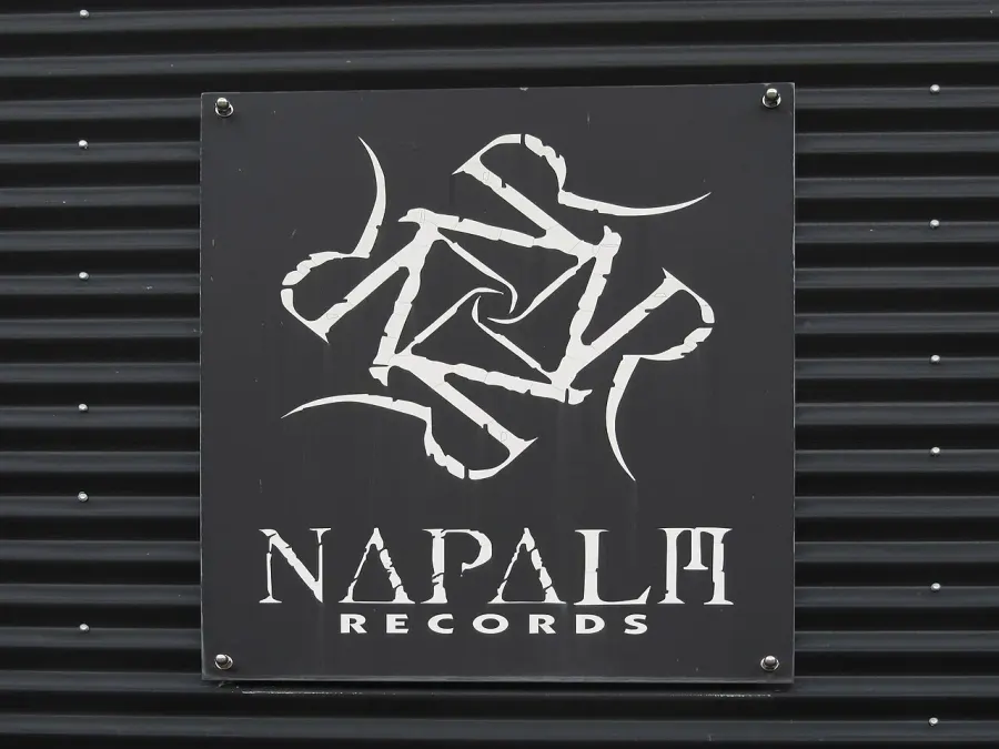 La carte Napalm Records