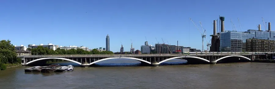The Grosvenor Bridge card