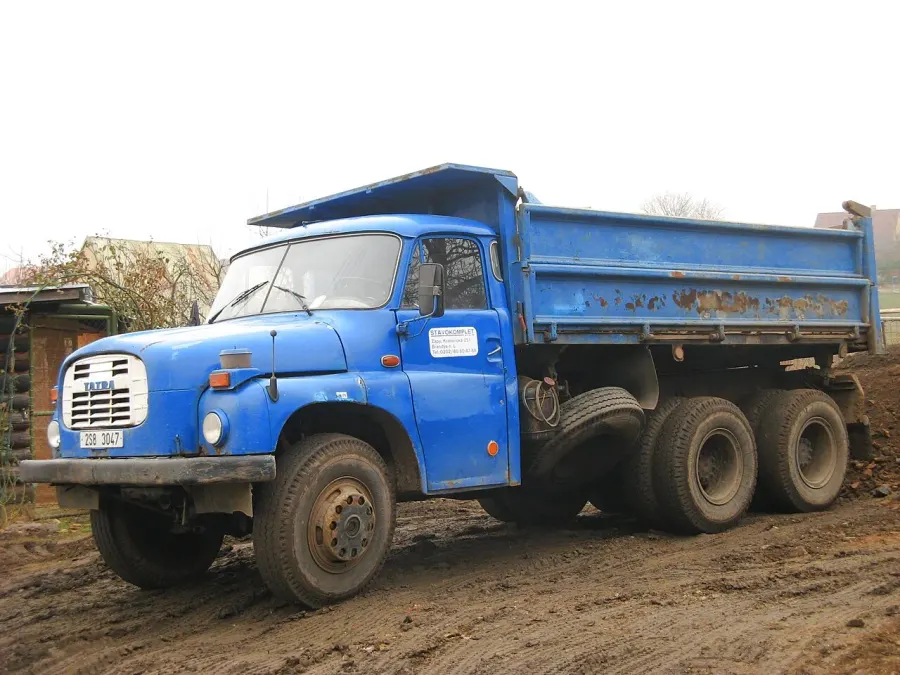 The Tatra 148 card