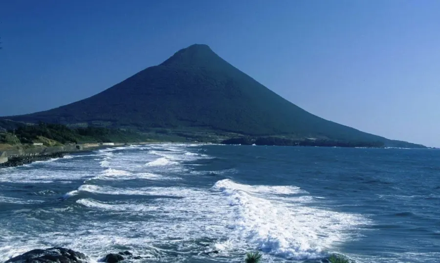 The Mount Kaimon card