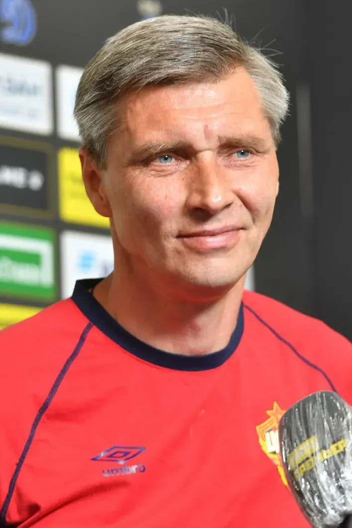 The Sergei Ovchinnikov card