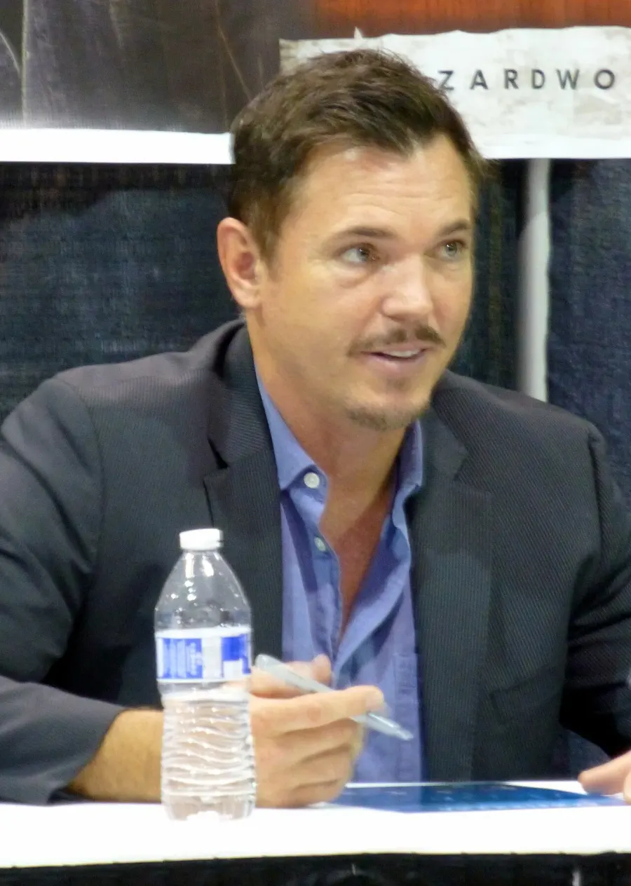 The Nicholas Lea card