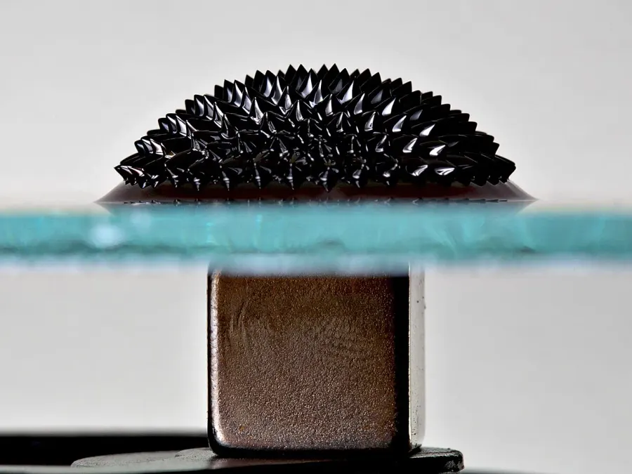 La carte Ferrofluide