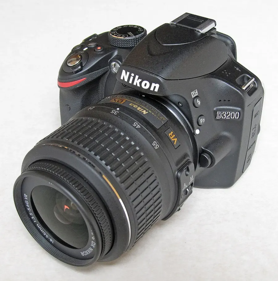 The Nikon D3200 card