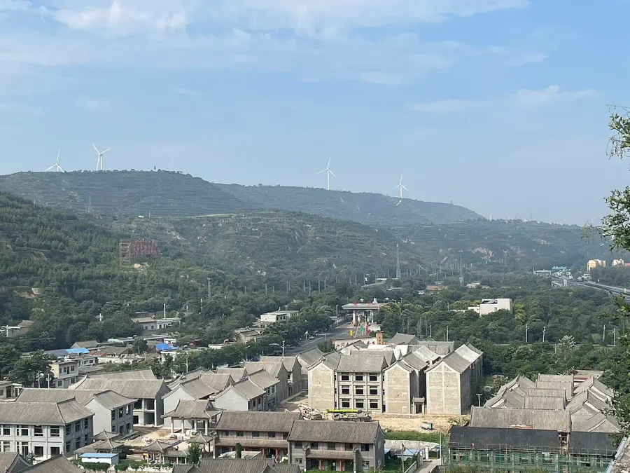 The Tongguan County card