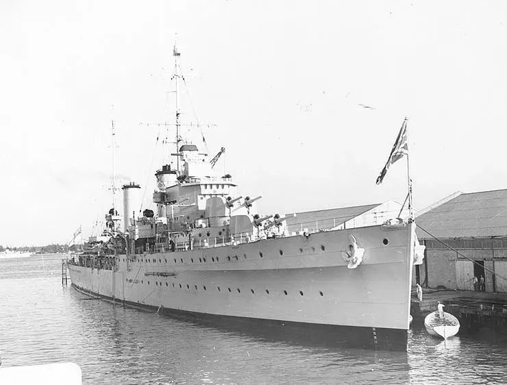 The Leander-class cruiser card