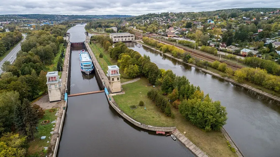 The Moscow Canal card
