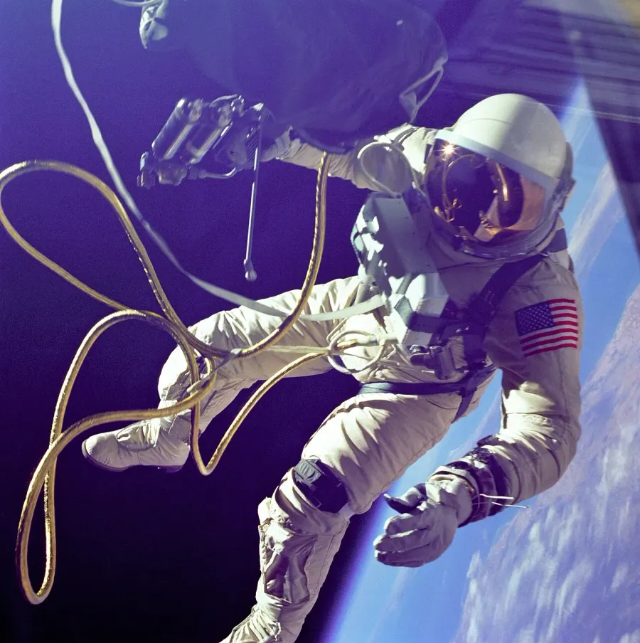 The Gemini 4 card