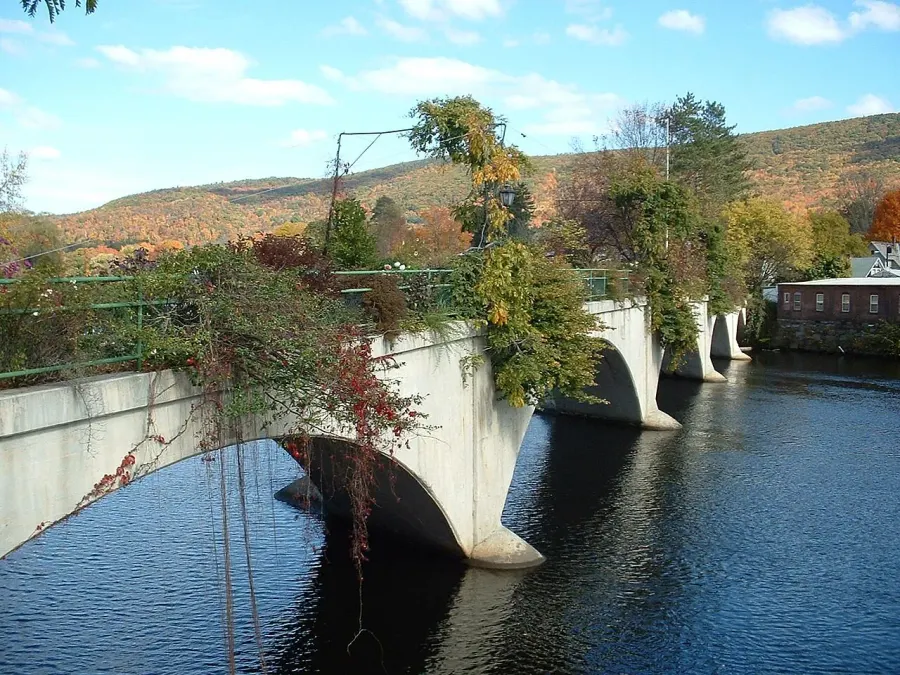 The Shelburne Falls, Massachusetts card