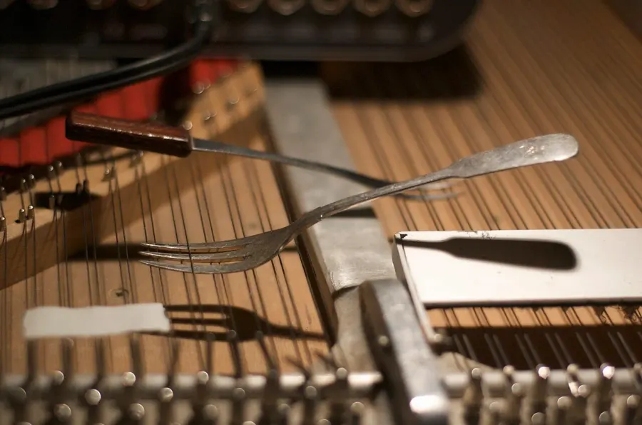 La carte Piano préparé