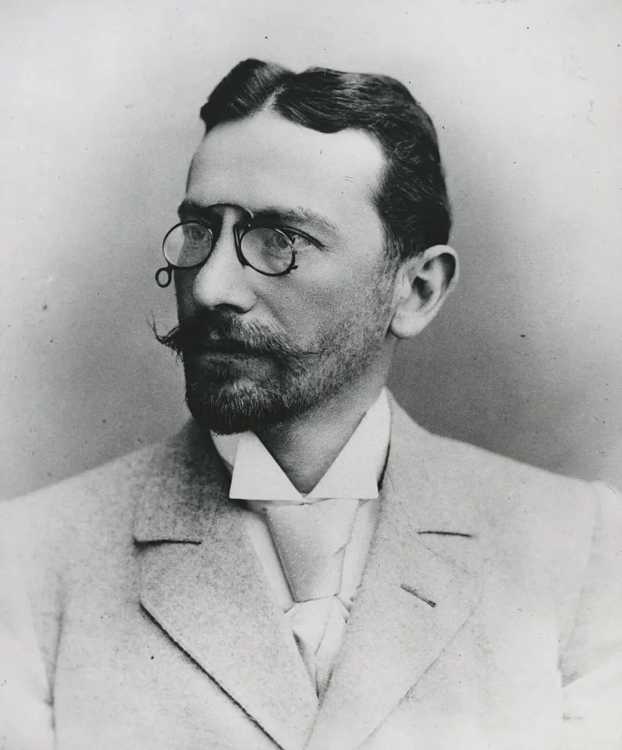 The Siegbert Tarrasch card