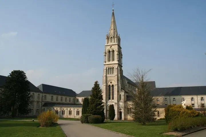 The La Trappe Abbey card