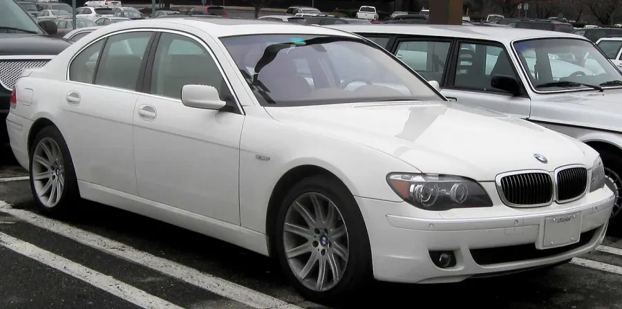 The BMW 7 Series card