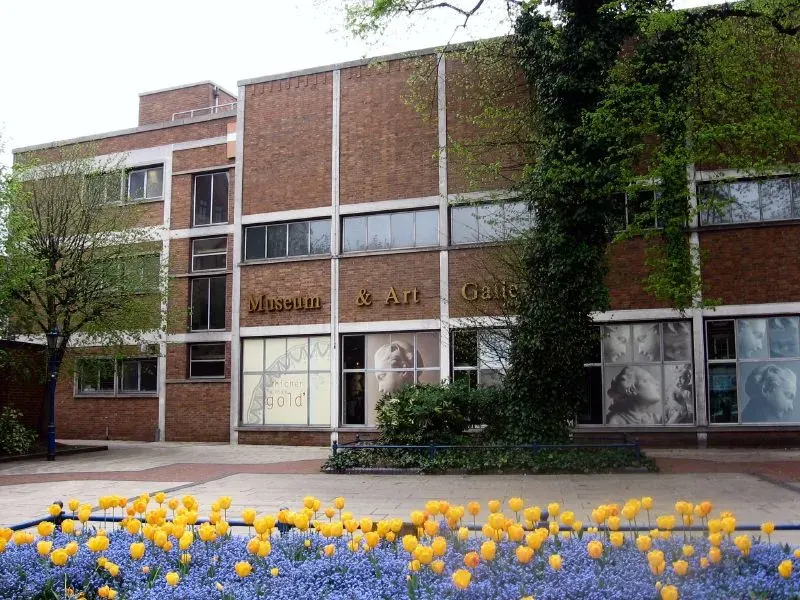 The Derby Museum and Art Gallery card