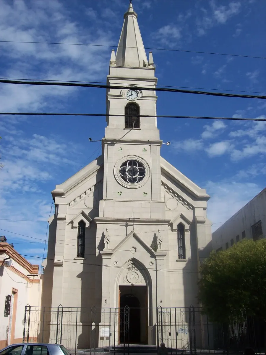 The Belén de Escobar card