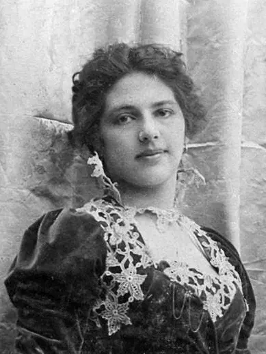 The Mata Hari card