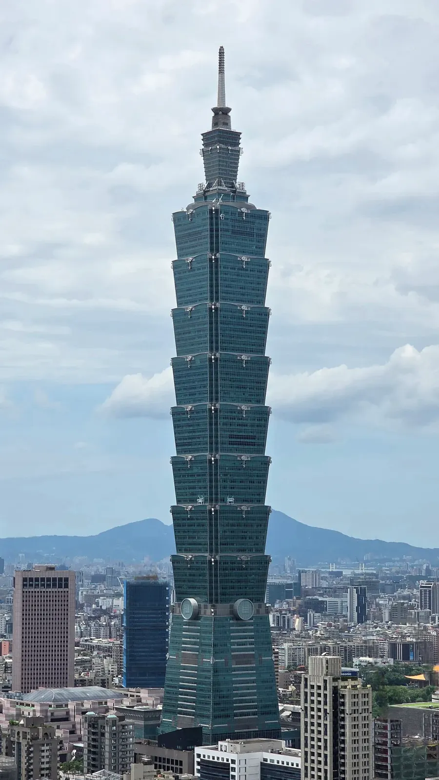 The Taipei 101 card