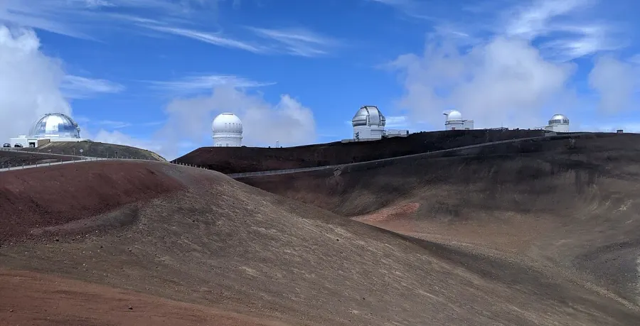 The Maunakea Observatories card