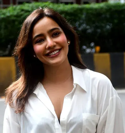 The Neha Sharma card