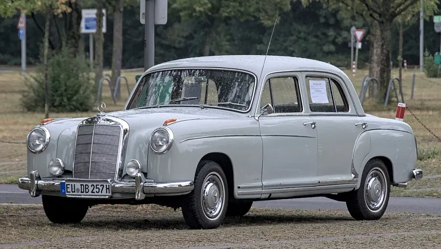 The Mercedes-Benz W180 card
