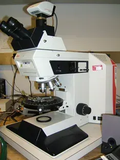 The Petrographic microscope card