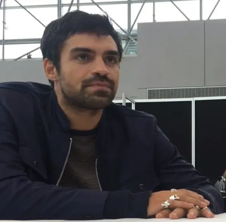 The Sean Teale card