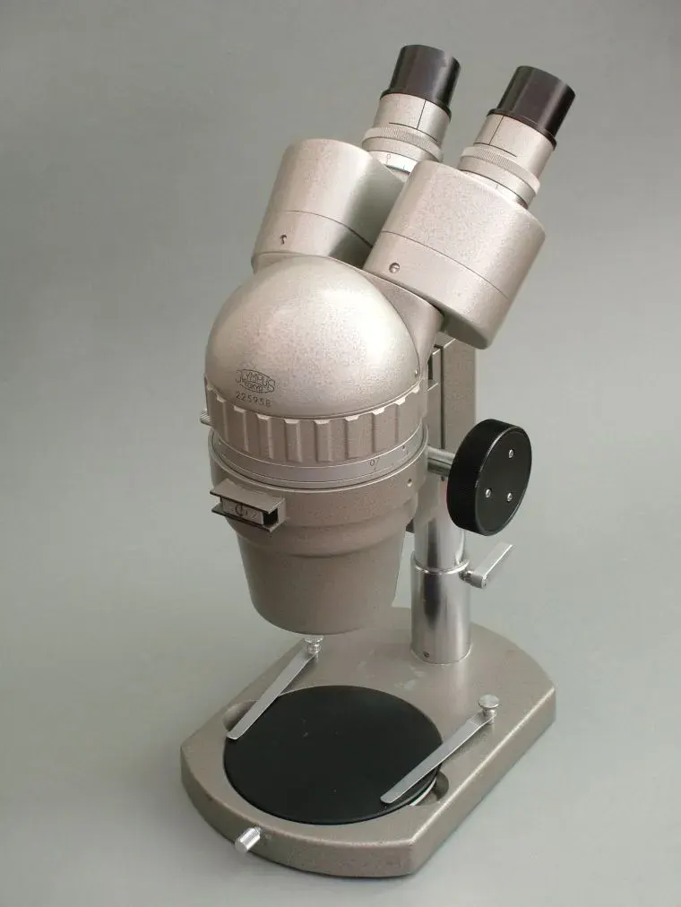 The Stereo microscope card