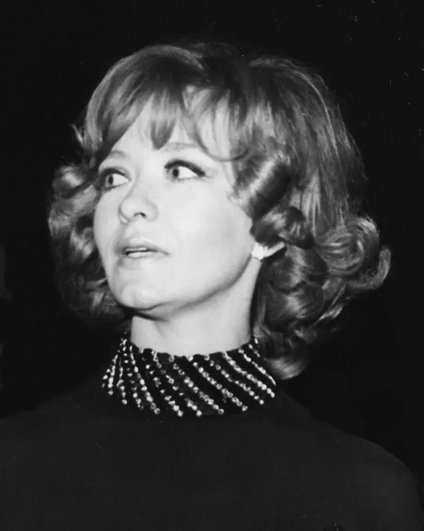 The Milena Dravić card