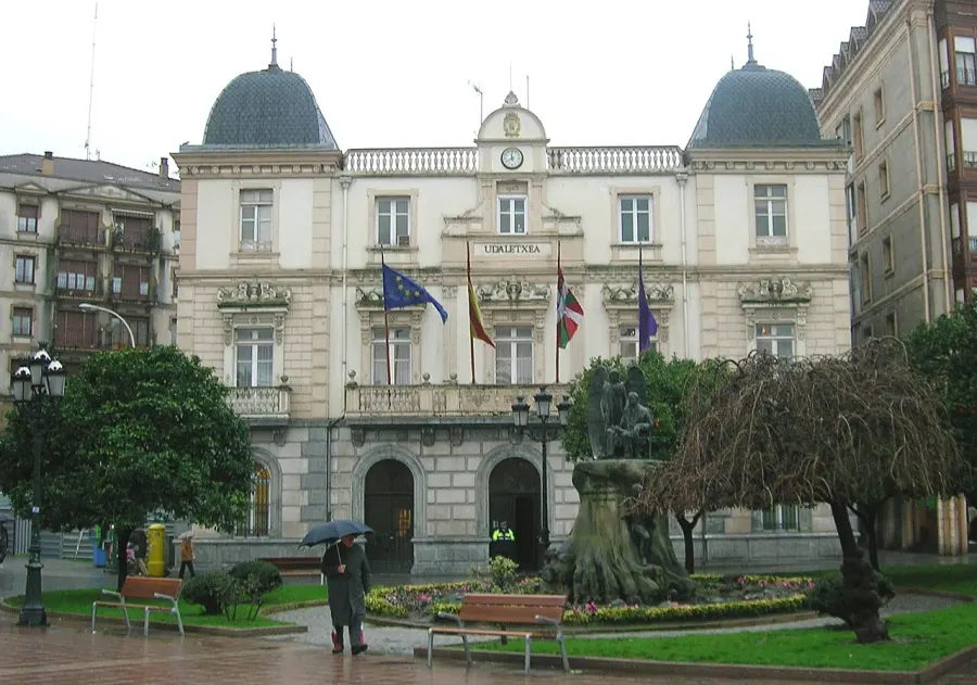 The Santurtzi card