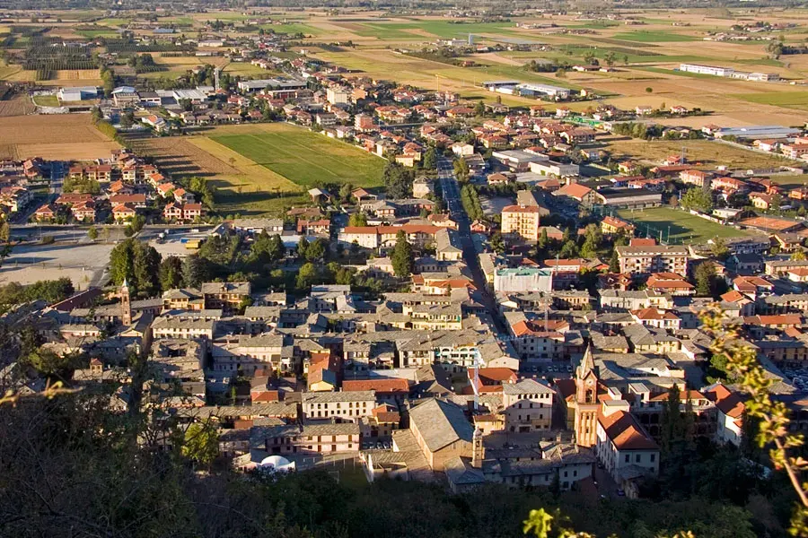 The Cavour, Piedmont card