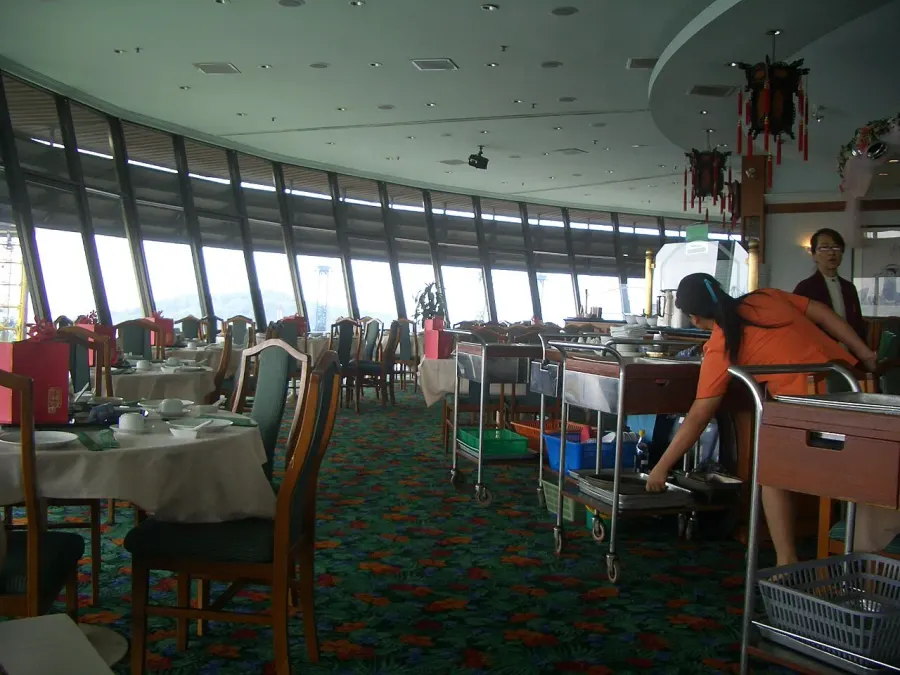 La carte Restaurant tournant