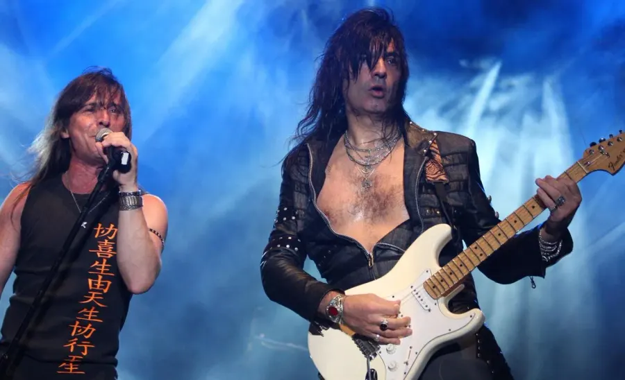 The Rata Blanca card