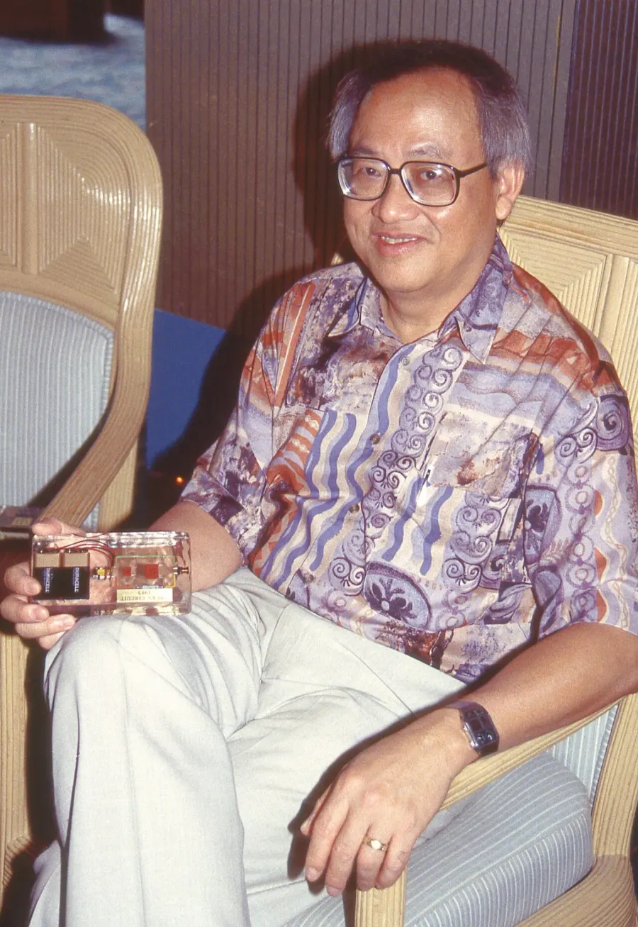 The Leon O. Chua card