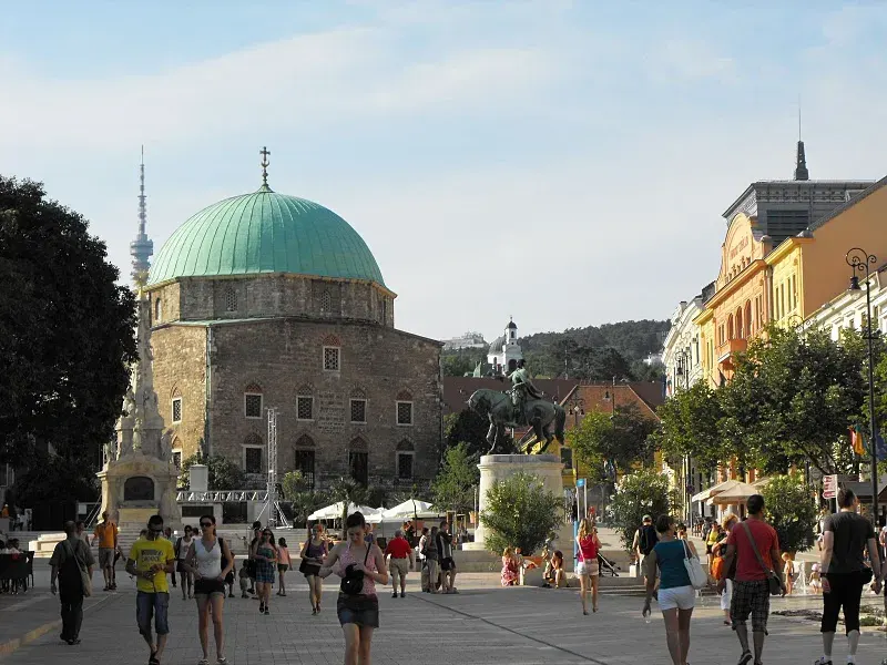 La carte Église Notre-Dame-de-la-Chandeleur de Pécs