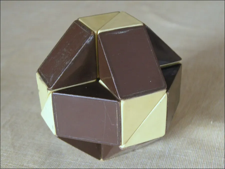 La carte Rubik's Snake