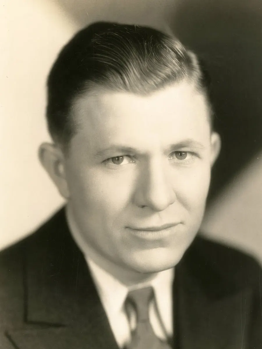 The Stuart Erwin card