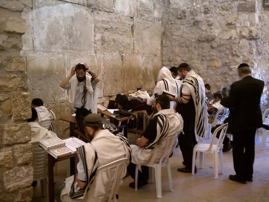 The Minyan card