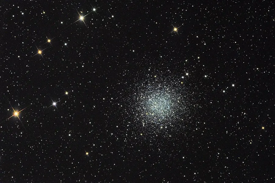 La carte NGC 5897