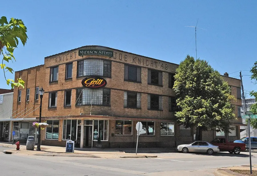 The Lebanon, Missouri card