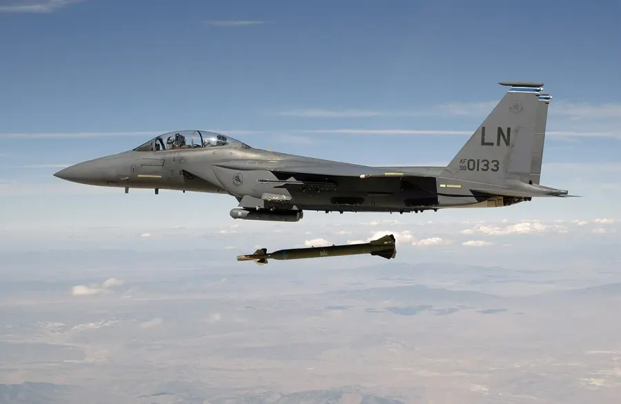 The Boeing F-15SE Silent Eagle card