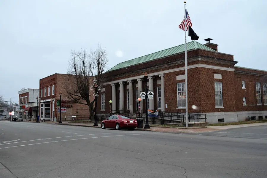 The Farmington, Missouri card