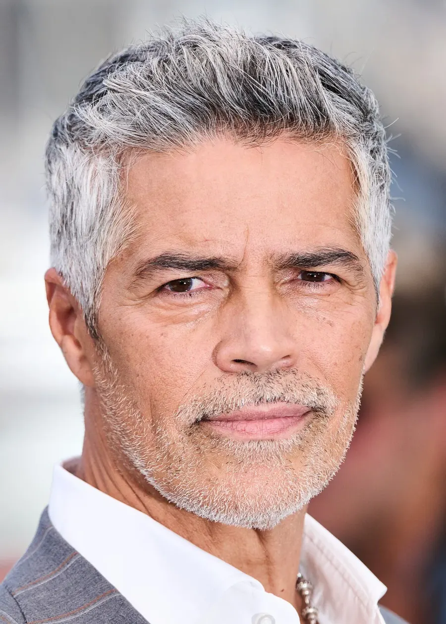 La carte Esai Morales