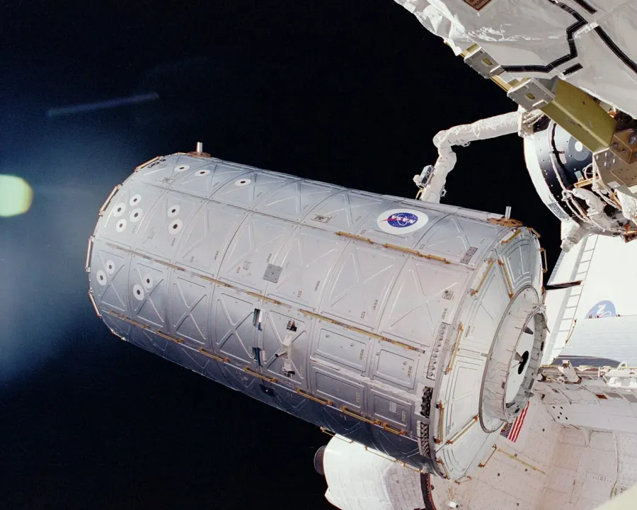 La carte STS-98